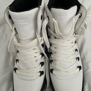 Cougar waterproof size 10 boots. Worn only a few times.